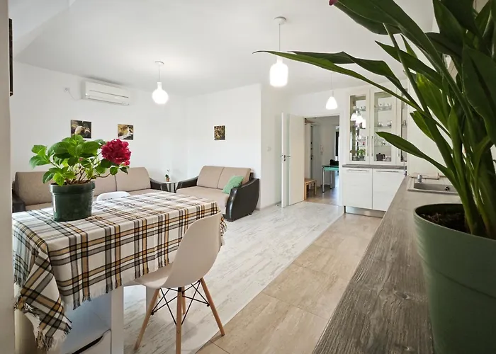 уютная рядом с центром бургаса Burgas